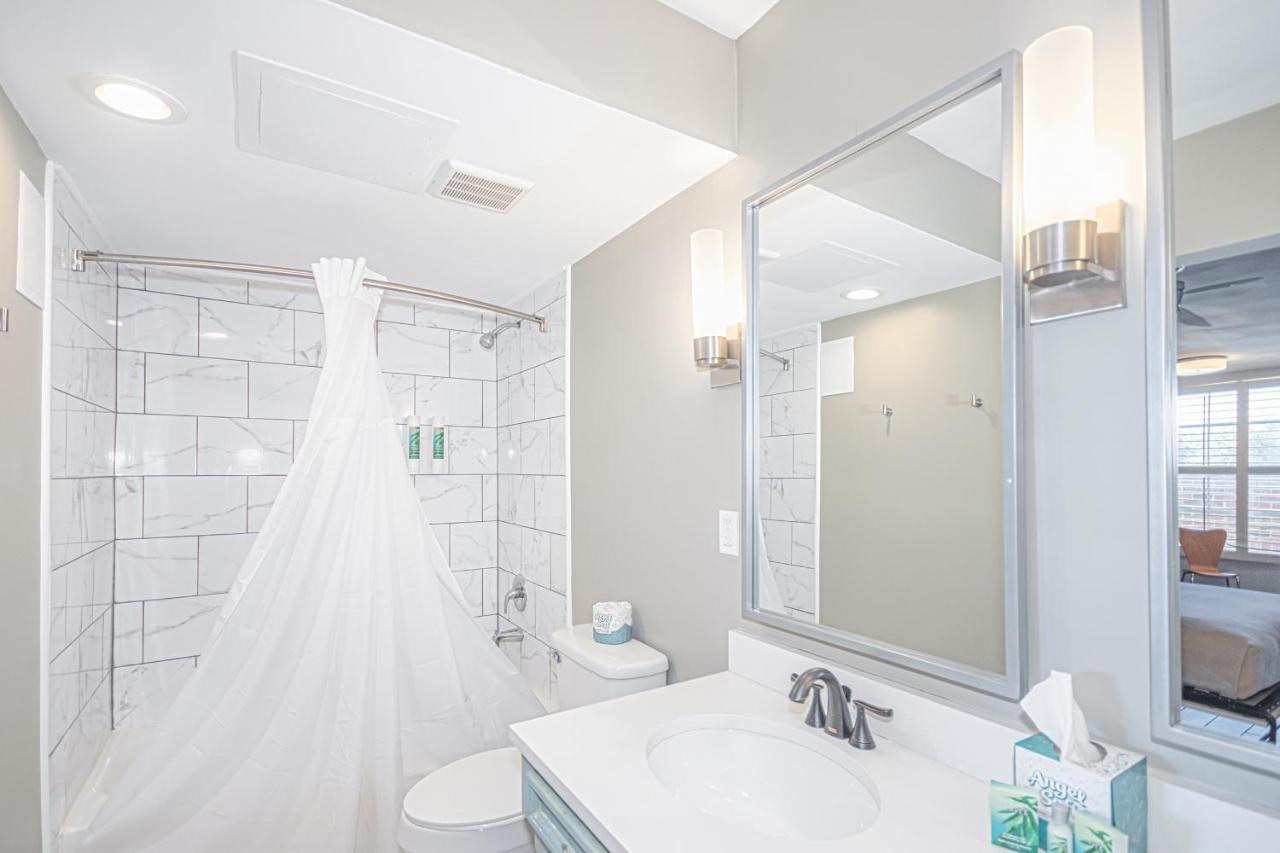 Seven Hills Suites I-10 タラハシー エクステリア 写真