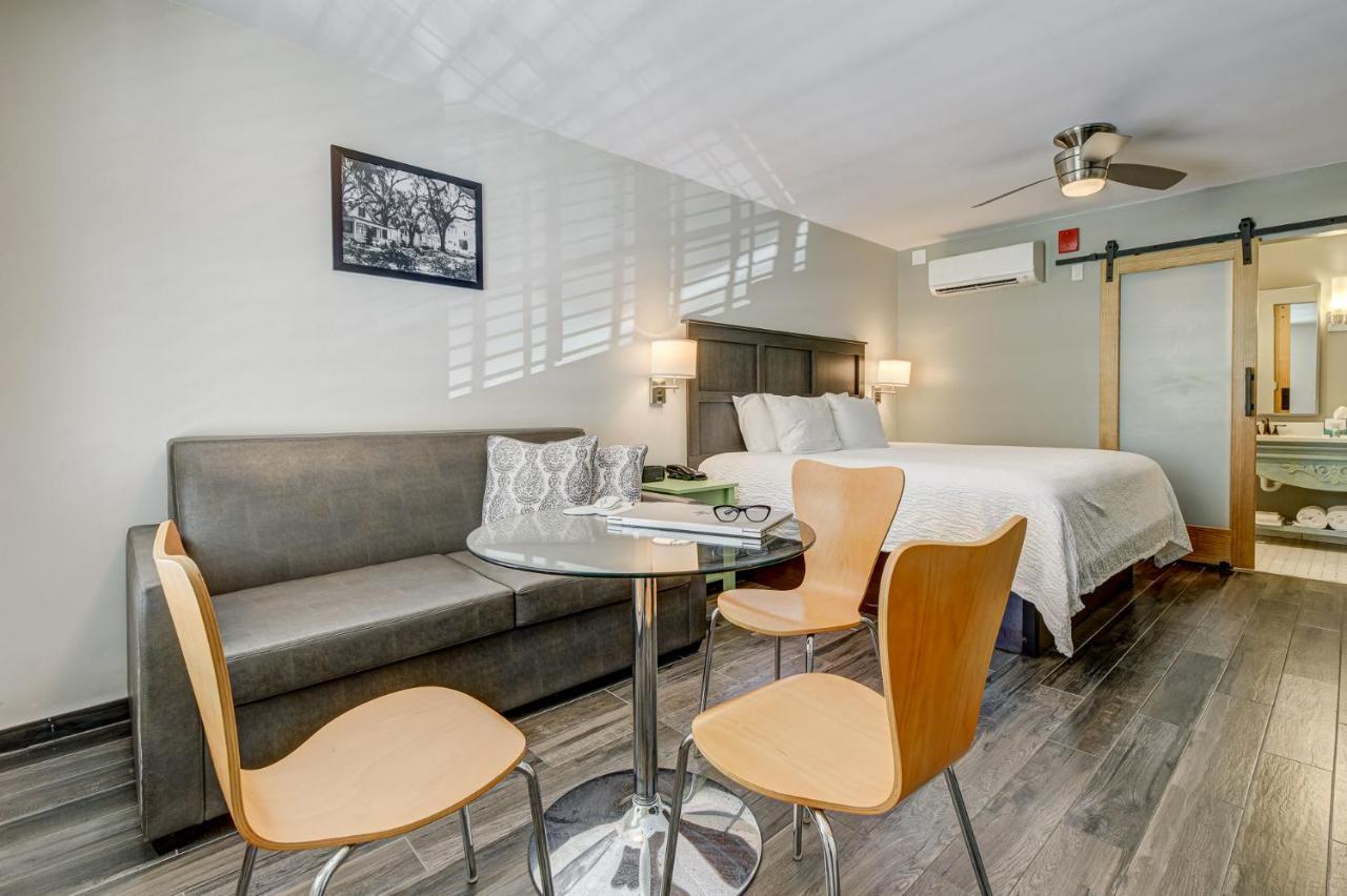 Seven Hills Suites I-10 タラハシー エクステリア 写真