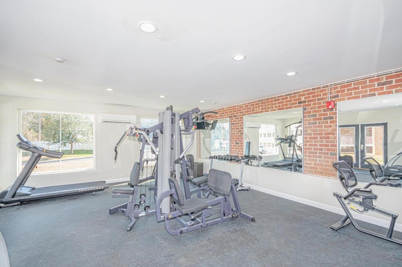 Seven Hills Suites I-10 タラハシー エクステリア 写真