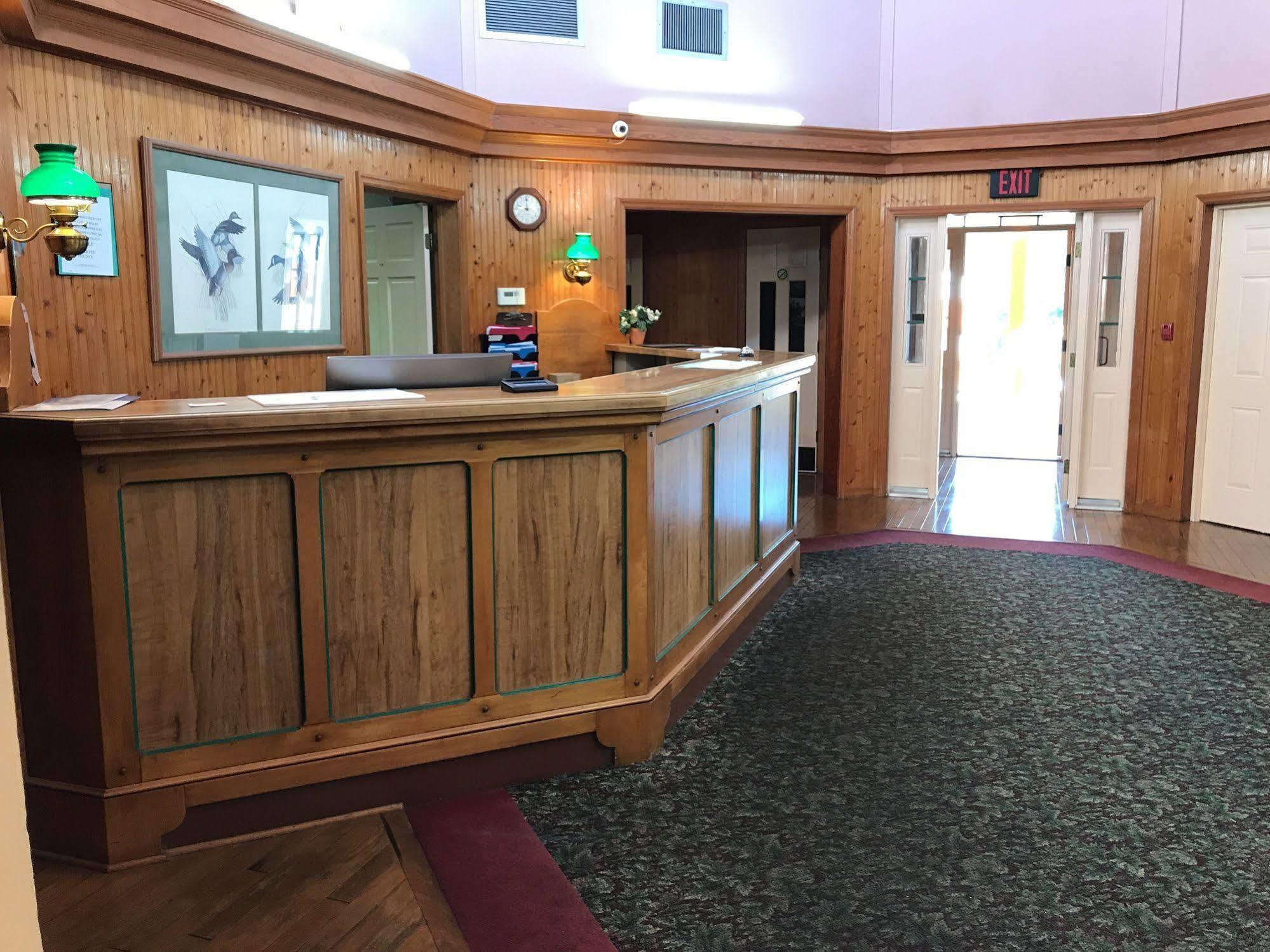 Seven Hills Suites I-10 タラハシー エクステリア 写真