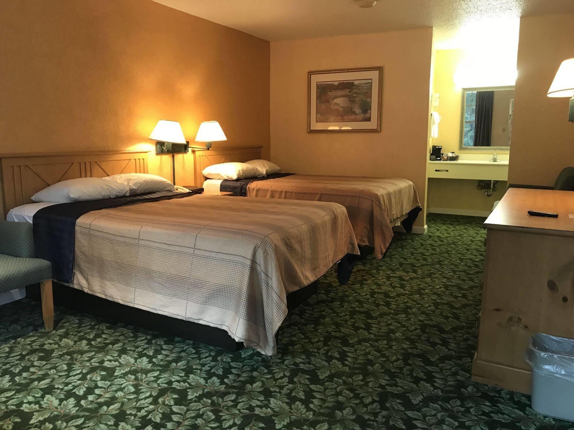 Seven Hills Suites I-10 タラハシー エクステリア 写真